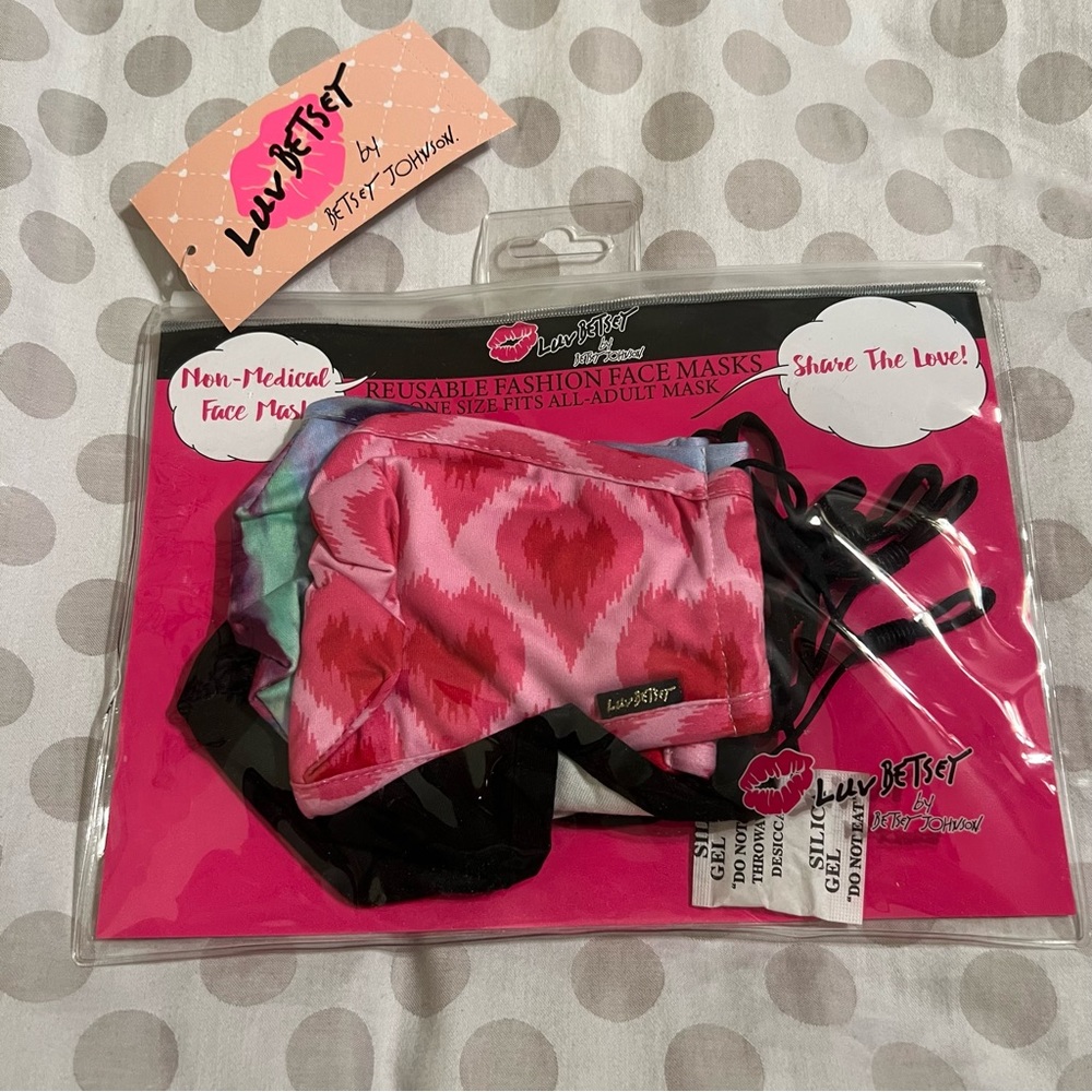 Betsey Johnson Face Masks